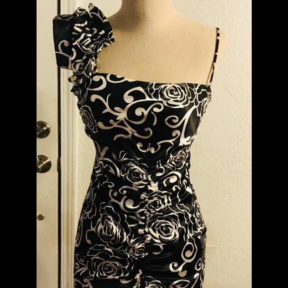 Jump💃🏻 like new👠 - Picture 2 of 8